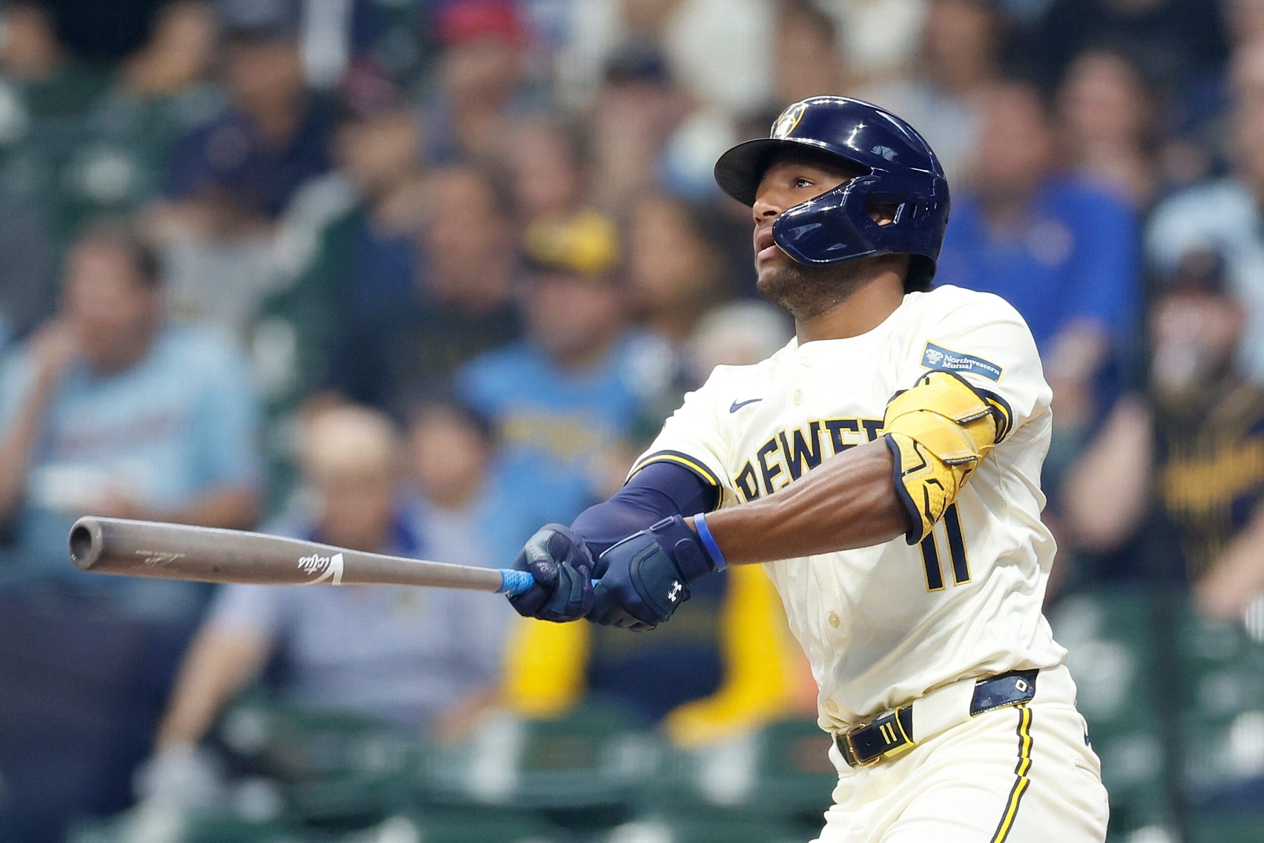 Brewers 6 Dodgers 4 Devin Williams Shuts Door After Rally In Eighth