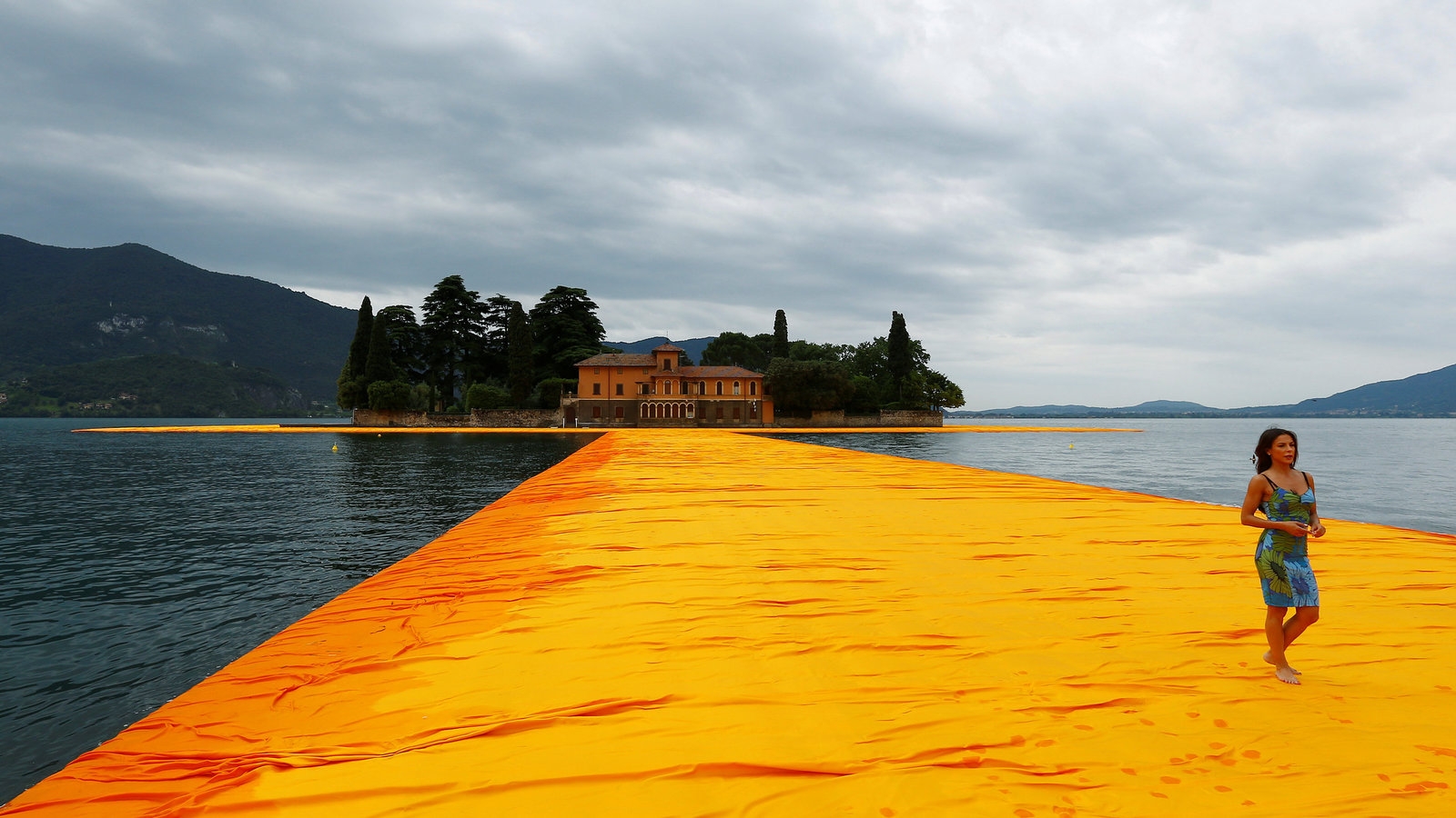 Christo s Newest Project Walking On Water The New York Times