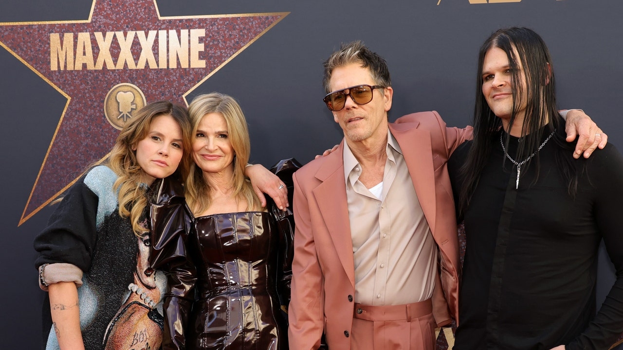 Kevin Bacon Kyra Sedgwick Make Rare Appearance With Their Adult Kids Fox News