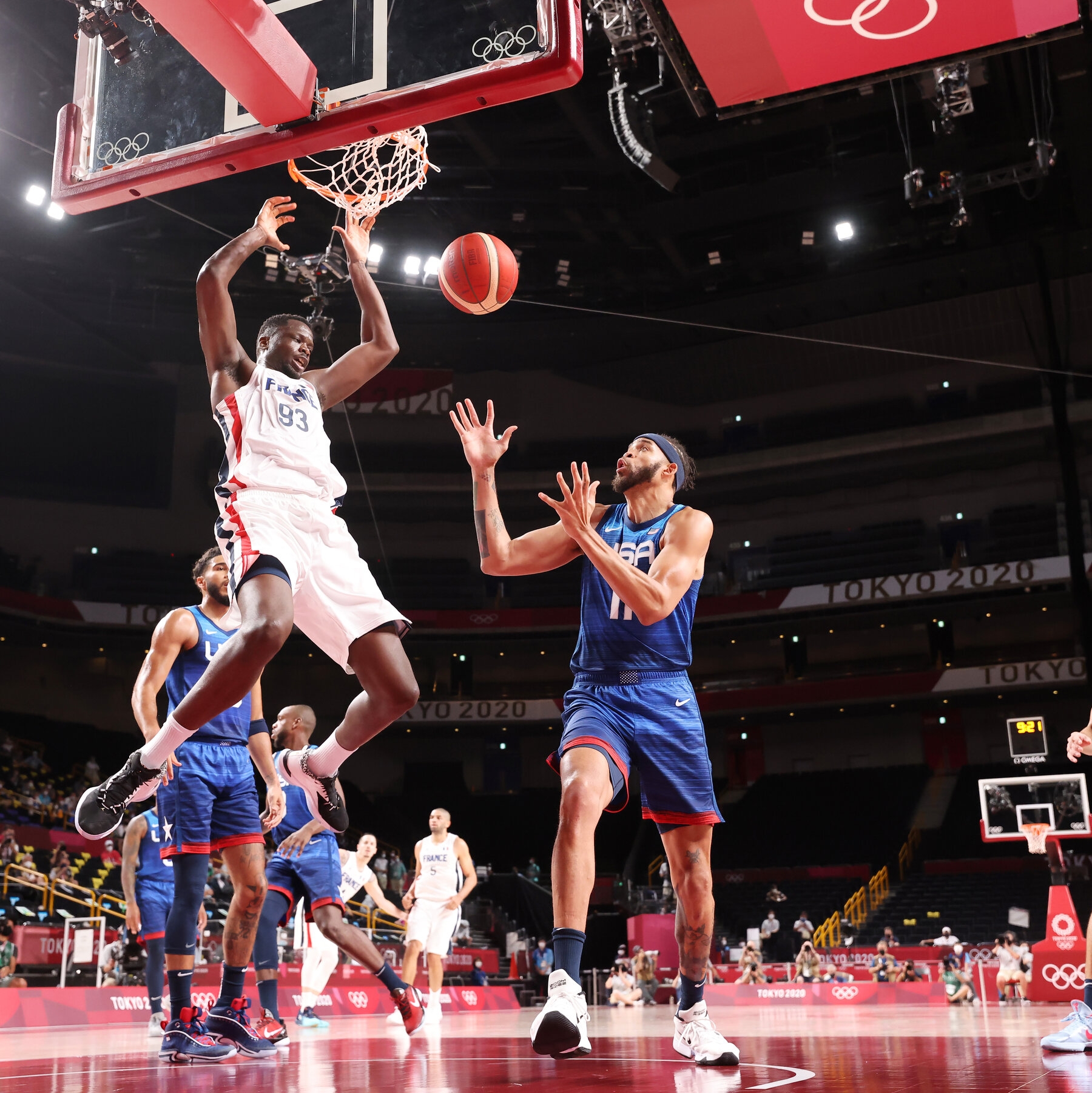 U S Men s Basketball Loses To France In Olympic Opener 83 76 The New York Times